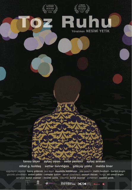 10-Toz Ruhu (2014): Bir Onur Ünlü filminin yan bölümü kıvamında… Arabesk kültürüne dair poker surat komedisi gözlemi, Tansu Biçer'in en iyi performansını barındırıyor. Yetenekli rejisör Nesimi Yetik'in doğuşunu müjdelemek de cabası… -  