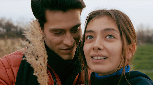  - 2015'in en iyi 15 yerli filmi: -  