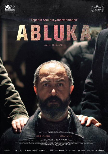 1-Abluka (2015): Emin Alper'in politik damarı bu kez şehre, gecekondu mahallelerine taşınıyor. Paranoya, komplo, belirsizlik ve daha fazlası… Venedik'ten ödüllü politik gerilim "Abluka", hem sinemasal hem dramatik açıdan etkiliyor. -   -   -  