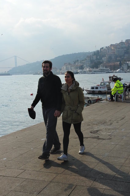 EMRE ECZACIBAŞI VE YENİ SEVGİLİSİ