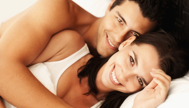 Paketten alıp içtiğiniz her sigara da ileriki yaşlarda yatağa girdiğinizde yol, su ve elektrik olarak dönecektir. Dr. Karlis Ullis, "Düzenli olarak spor yapmak, doğru beslenmek ve psikolojinizi yüksek tutmak sizi uzun yıllar cinsel hayatında tatmin ve enerjik bir insan yapar" diyor.