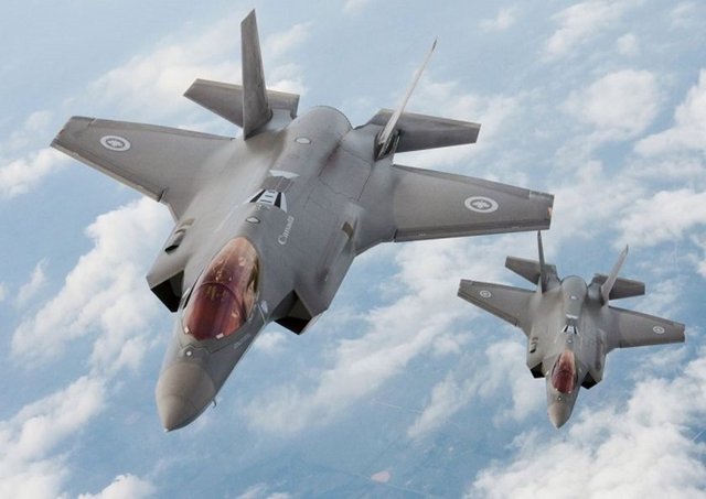 F-35, it dalaşına girebilen, bomba taşıyabilen, gizliliği hat safhada ve manevra kabiliyeti yüksek bir saldırı jeti.