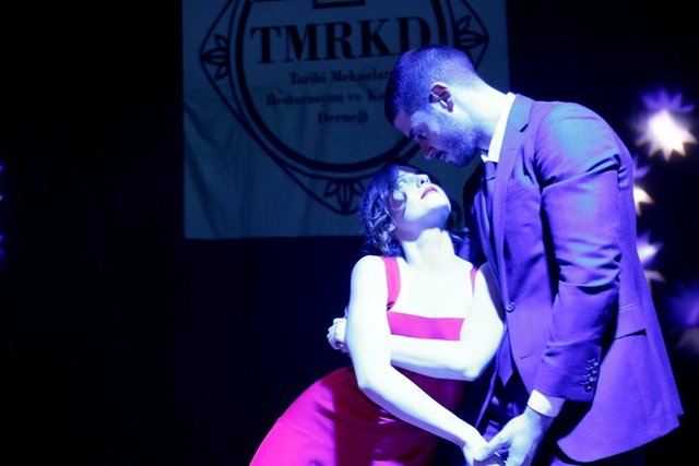 Ayşegül için yeni bir hayat mı başlıyor?