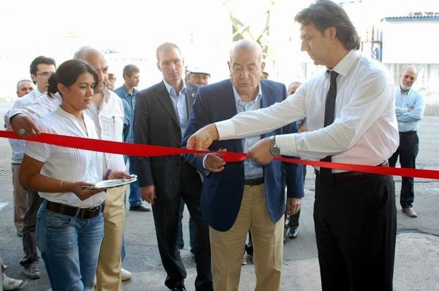 2001 sonuna  Tasarruf Mevduatı Sigorta Fonu (TMSF) kapsamına alındıktan sonra; Halis Toprak, 32 yıl sürdürdüğü yönetim kurulu başkanlığını 2009'da oğlu Mehmet Toprak'a devretti.