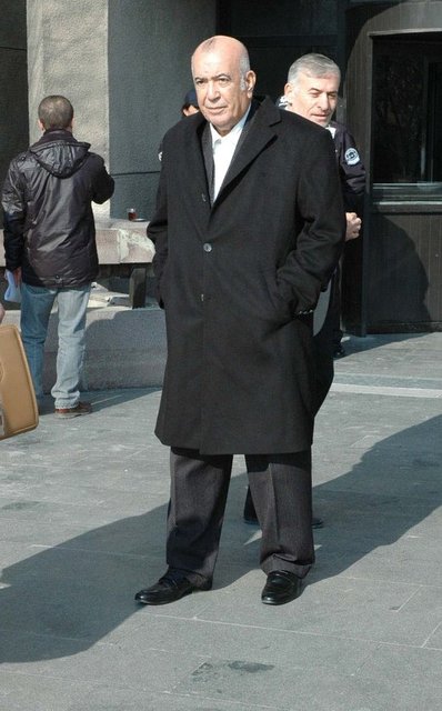 HALİS TOPRAK