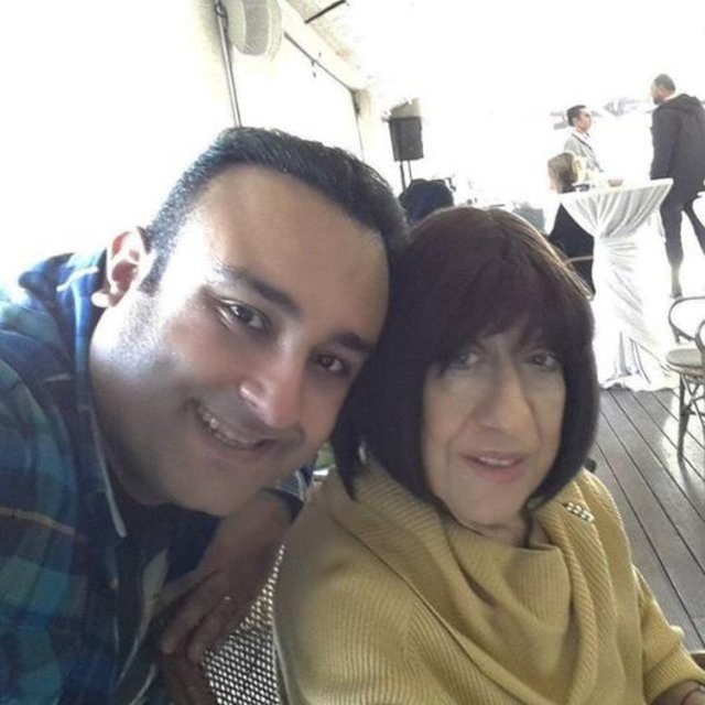 RÜŞTÜ ONUR ATİLLADünya güzeli... Ne büyük gurur sizinle çalışmak