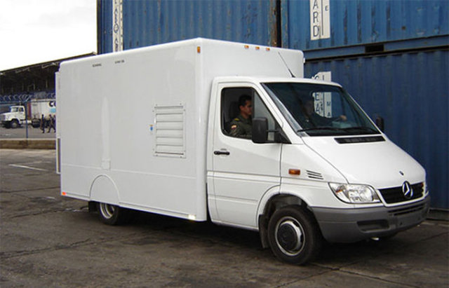 ABD'den bir milyon doları aşan maliyetle getirilen ve "hayalet" olarak adlandırılan ZBV Back Scatter sistemi, Habur Sınır Kapısında araçları kontrol edecek.