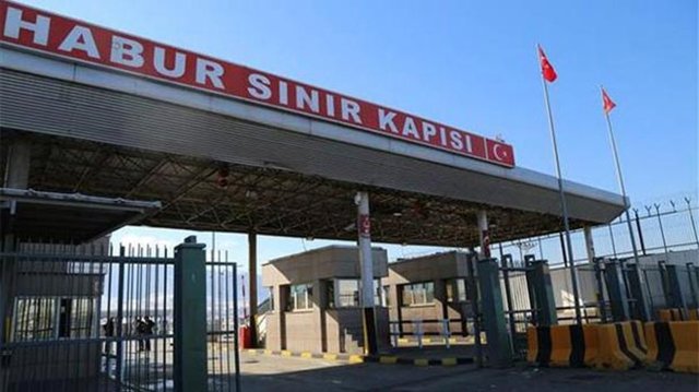 Son dönemde artan PKK saldırıları nedeniyle güvenlik sorunları yaşanan Habur Sınır Kapısının zaman zaman geçişe kapatılıyordu.