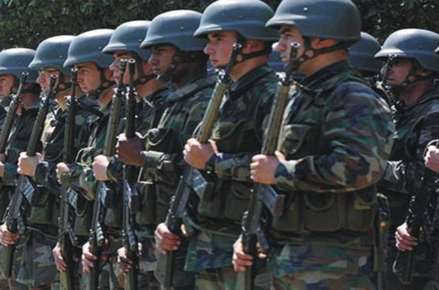 Genelkurmay Başkanlığı, orduda görev yapan askeri ve sivil personelin rütbelerine göre dağılımını açıkladı. Aralık ayında açıklanan asker ve sivil görevli sayısı, yeni yılda 13 bin 142 kişi artttı. İşte TSK'da görev yapan personelin rütpelerine göre sayısı: 