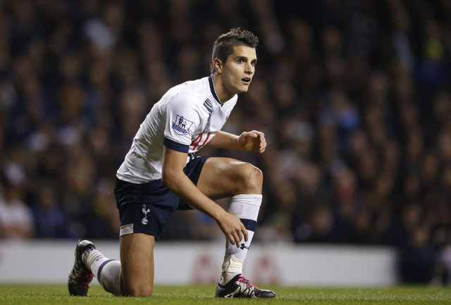 77 - Erik Lamela - Tottenham - 32.5 milyon Euro