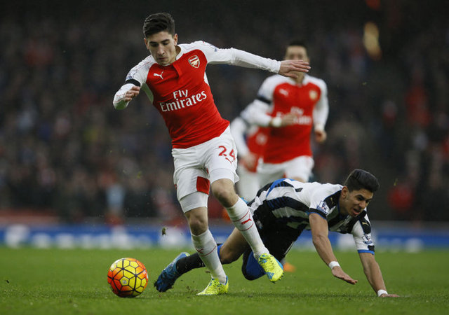 75- Hector Bellerin - Arsenal - 33.0 milyon Euro