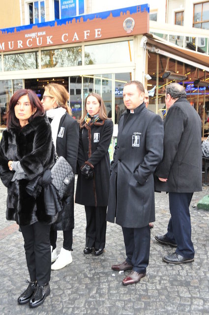 BATU AKSOY, BANU TARAKÇIOĞLU