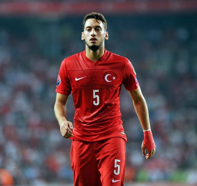 - Kenan Sofuoğlu'nu arayıp olayı sordum, sen kimsin dedi. Odun Herif dedim, numaramı kimden aldın dedi. Sıkıntı değil sileriz deyip kapattım.