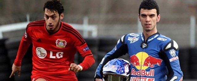 - Sileriz kardeş sıkıntı yapma diye diye herkesi sildim rehberde bi annem bi babam bide ablam kaldı.