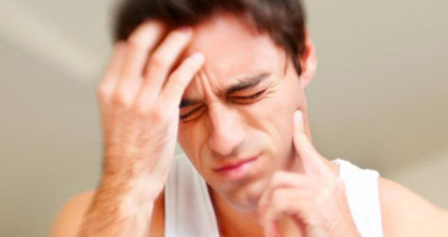 Yirmi yaş dişi ameliyatı nasıl yapılır? - Gömülü diş operasyonlarında ilgili bölge lokal anestezi ile uyuşturulur. Dişin etrafındaki kemik uygun aletlerle kaldırılır ve dişin çekimi yapılır. Çekim sonrasında bölgeye dikiş atılır. Dikişler 7-10 gün arasında alınır. Hekim gerekli görürse operasyon sonrasında antibiyotik ve ağrı kesici ilaç reçete eder.