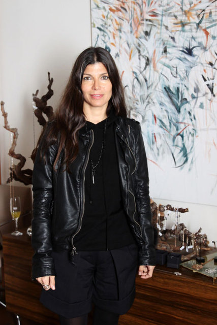 ZEYNEP ÜSTÜNEL