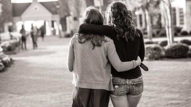 Birbirinize olan sevginizin koşulsuz olduğunu bilirsiniz.  -  