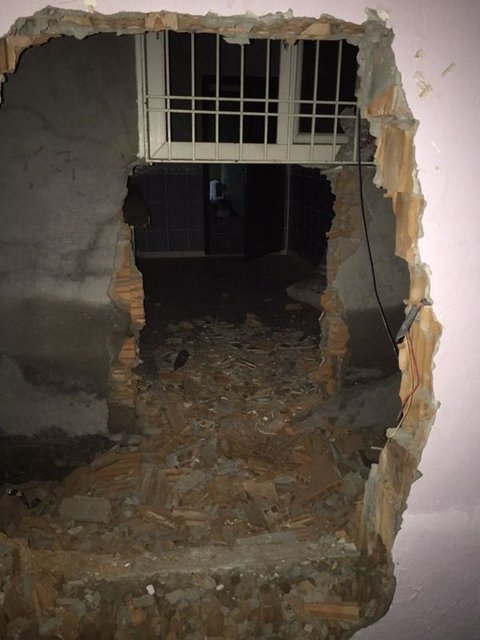 Operasyonlarda, teröristlerin karargah olarak kullandığı evlere ve sokaklara patlayıcı döşedikleri, sobaya bomba yerleştirdikleri, yatak odası ve kalorifer peteğine el yapımı patlayıcı tuzakladıkları belirlendi. -  