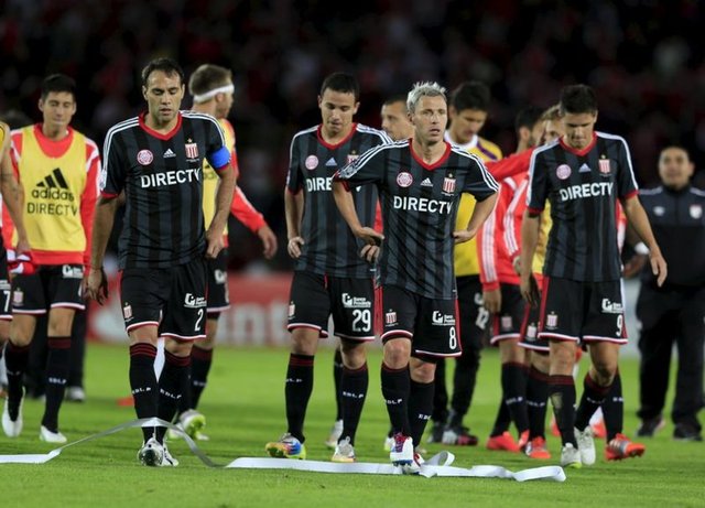 49 - Estudiantes - Arjantin - 165,00