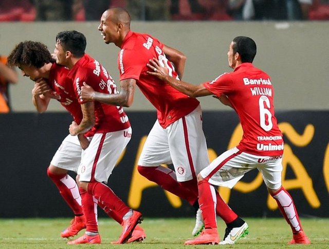 69 - Atletico Mineiro - Brezilya - 145,00