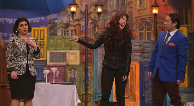 Geldim Gördüm Güldüm Show Pazartesi Show TV'de!