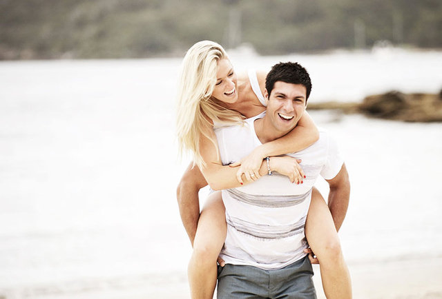 5- Rakibe vurmak ya da vurmaya teşebbüs etmek; partnerine karşı şiddet uygulamak.