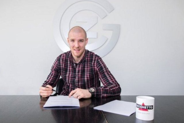 PHILIPPE SENDEROSAston Villa ==> Grasshoppers