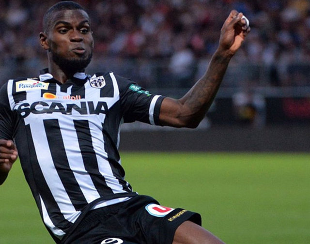 ABDOUL CAMARAAngers ==> Cardiff City (1,7 milyon euro)