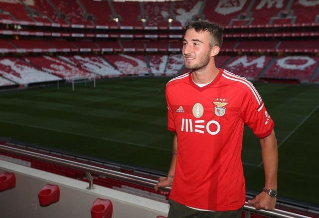 BRYAN CRİSTANTEBenfica ==> Palermo (Kiralık)