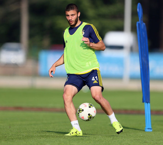 HAKAN ÇİNEMREFenerbahçe ==> Gaziantepspor (Kiralık)