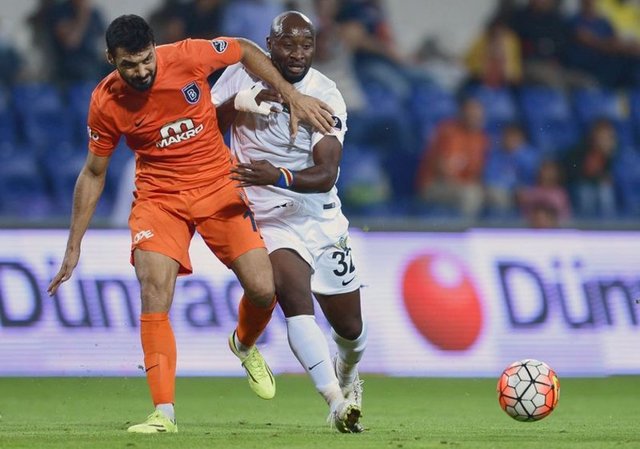 LOMANA LUALUAAkhisar ==> Şanlıurfaspor