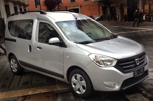 Marka: DACIAModel: LODGYSegment: C4Toplam Satış: 5371