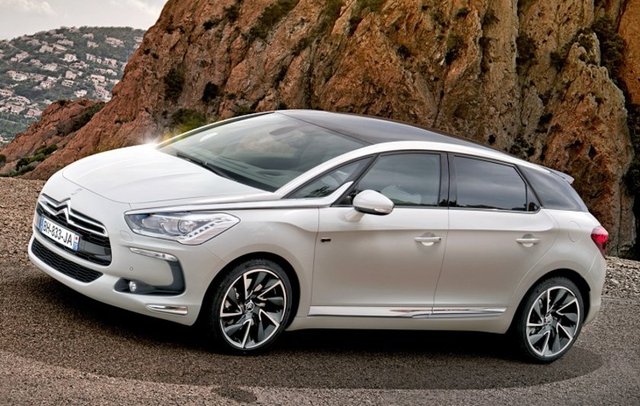 Marka: CITROENModel: DS5Segment: D2Toplam Satış: 73