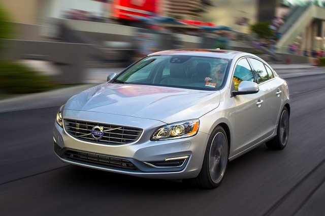 Marka: VOLVOModel: S60Segment: D1Toplam Satış: 3456