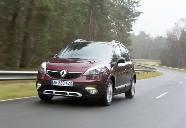 Marka: RENAULTModel: SCENICSegment: C4Toplam Satış: 101