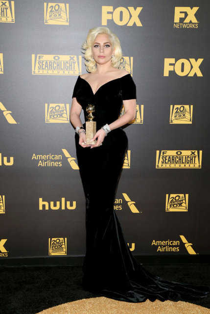 LADY GAGA