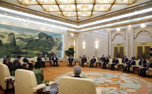 AIIB NASIL BİR BANKA OLACAK?100 milyar dolar kayıtlı sermayeye sahip olması kararlaştırılan Bankanın hisseleri her biri 100.000 dolar değerinde olan 1.000.000 parçaya bölünmüştür.