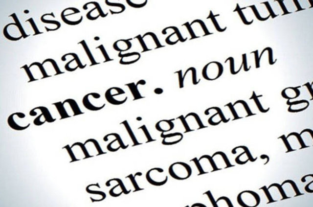 Su kanserle mücadele eder. Günde en az 5 bardak su içen kişilerde kolon kanseri yüzde 45, mesane kanseri yüzde 50 ve meme kanseri yüzde 79 oranında azalıyor.