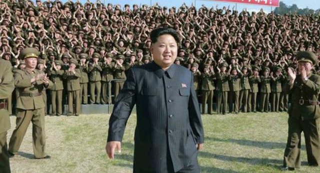 Kuzey kore artık resmi olarak komünist bir ülke değil. 2009 yılından bu yana "Juche" adındaki ideolojiyle yönetiliyor.