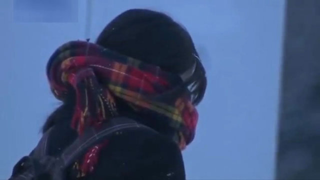 Bu nedenle üç yıl boyunca hattın zararına işletilmesine karar verildi. Hatta trenin istasyona geliş-gidiş saatleri, kızın okul saatlerine göre ayarlandı.