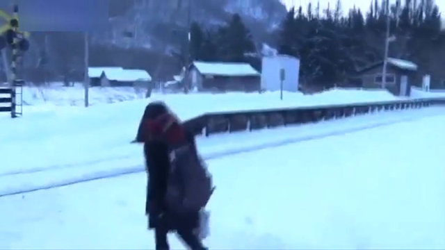 Ancak bu uzak yerleşime gidip gelenlerin sayısı son yıllarda hızla düştü.