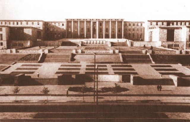 Fonksiyonel iç mekân olarak toplam alan 56,775 metre kareydi.