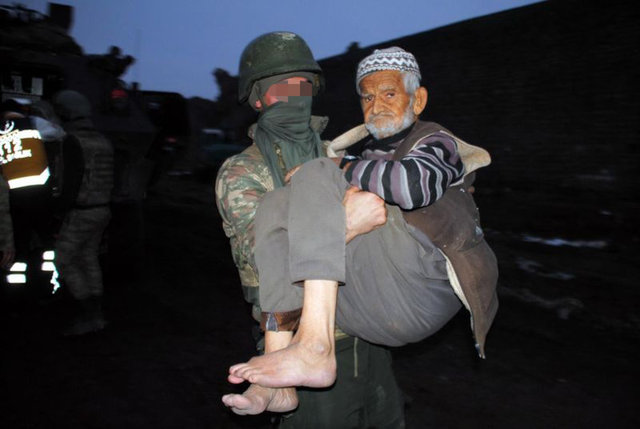 "İcra edilen operasyon kapsamında 13 Ocak 2016 tarihinde Sur İlçesi Hasırlı Mahallesi Leylek Sokak bölgesinde operasyonda görevli Diyarbakır İl Jandarma Komutanlığı birliklerine 1 Bölücü Terör Örgüt mensubu (YDG-H) kendi isteği ile silahsız ve teçhizatsız olarak teslim olmuştur...