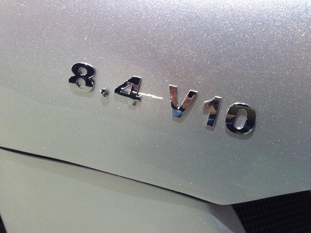 745 beygir gücünde 8.4 litresiyle herkesi büyüledi.