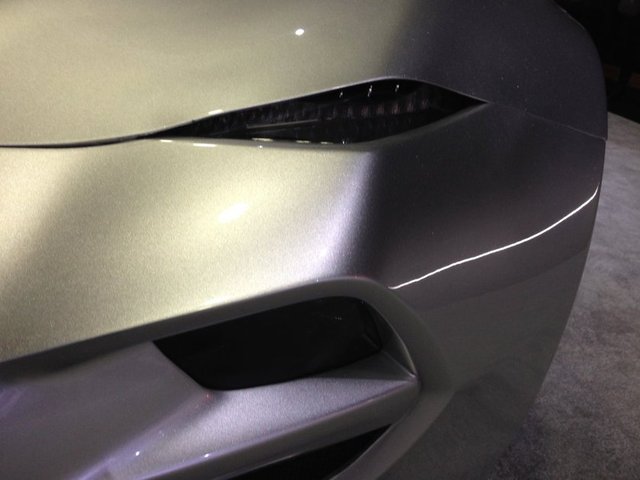 Bayanlar ve baylar hiç bu kadar kızgın ve öfkeli bir far gördünüz mü?