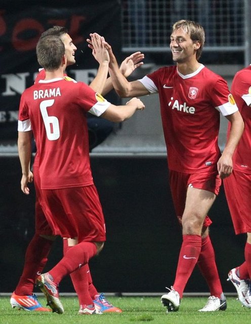 Twente / 6.4 milyon Euro