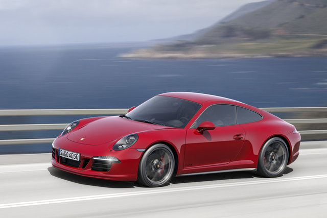 Marka: PORSCHEModel: 911 CARRERASegment: F6Toplam Satış: 34