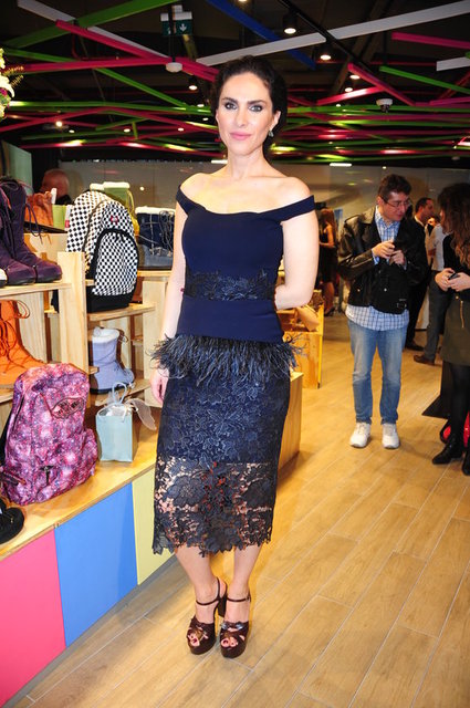 AYŞE KUCUROĞLU