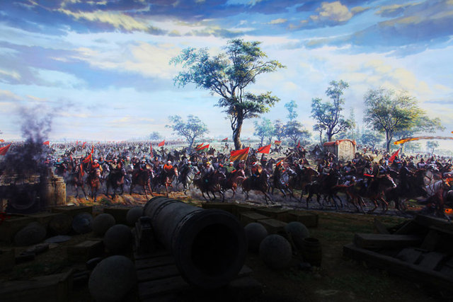 23 NisanMüdafiler Haliç'e inen Osmanlı gemilerini yakmak için harekete geçilmesine karar verdi.