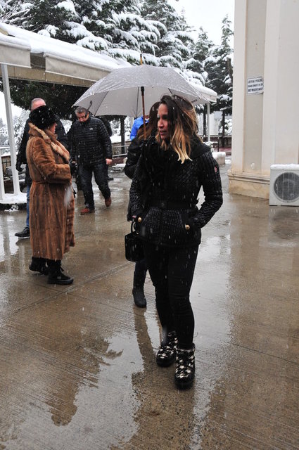 HANDE GAMGAM
